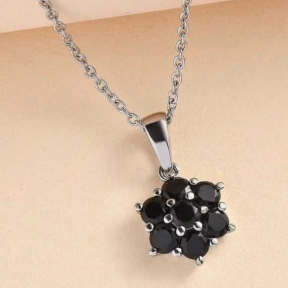 🖤 Black Spinel Flower Pendant Necklace NWT • Stainless Steel 20” • Minimalist - Picture 2 of 6
